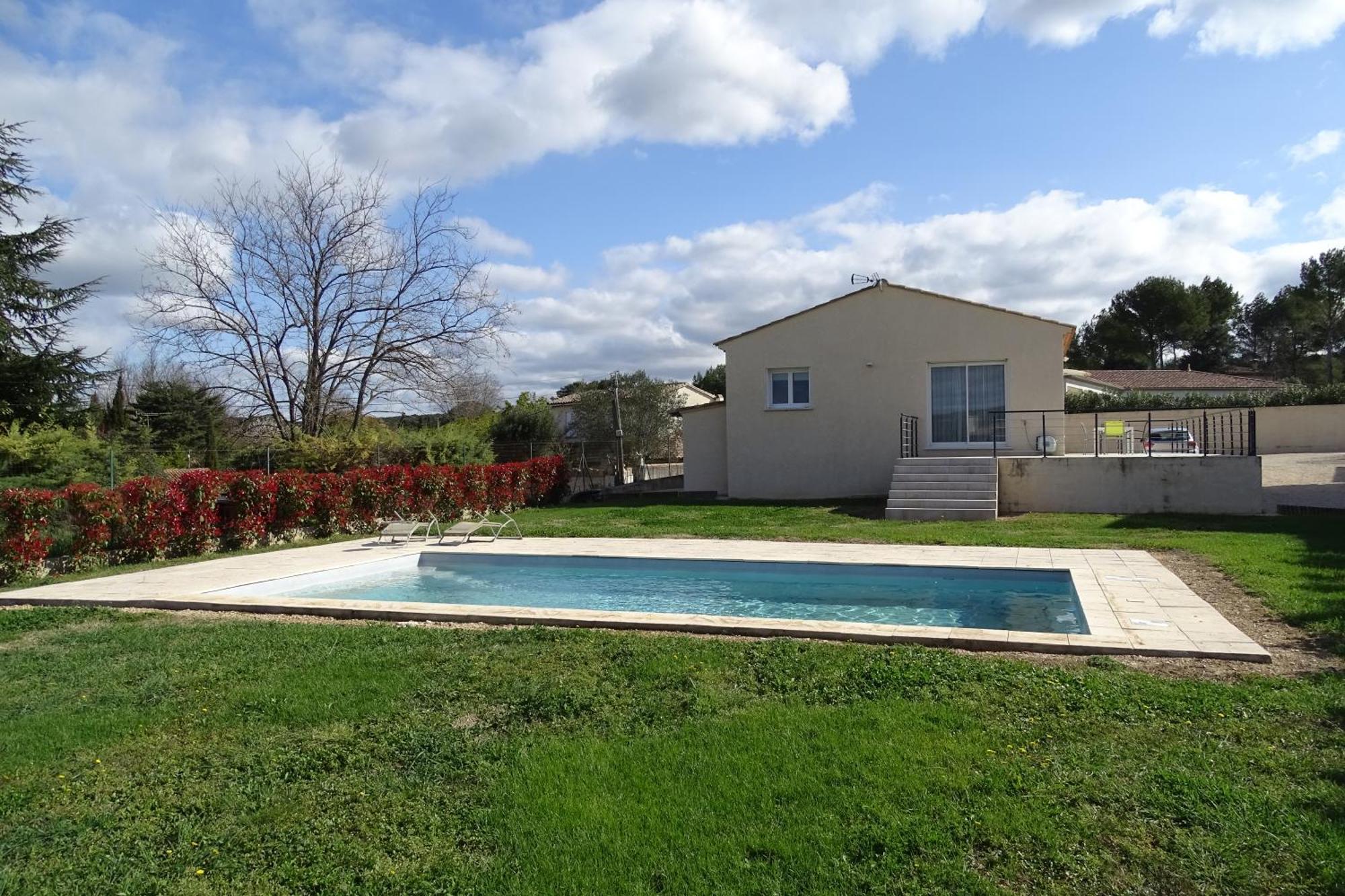 Villa Familiale Avec Piscine, Jardin A 10 Mn D'Uzes Flaux المظهر الخارجي الصورة